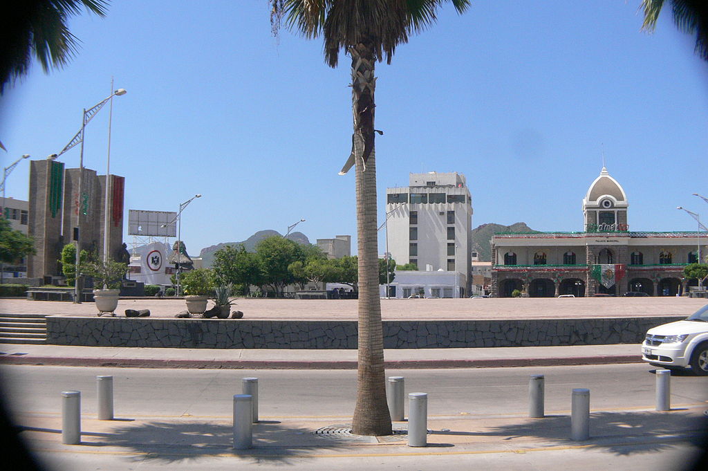 Plaza de Los Tres Presidentes