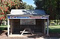 English: Shelter and visitor information centre at Pooncarie, New South Wales