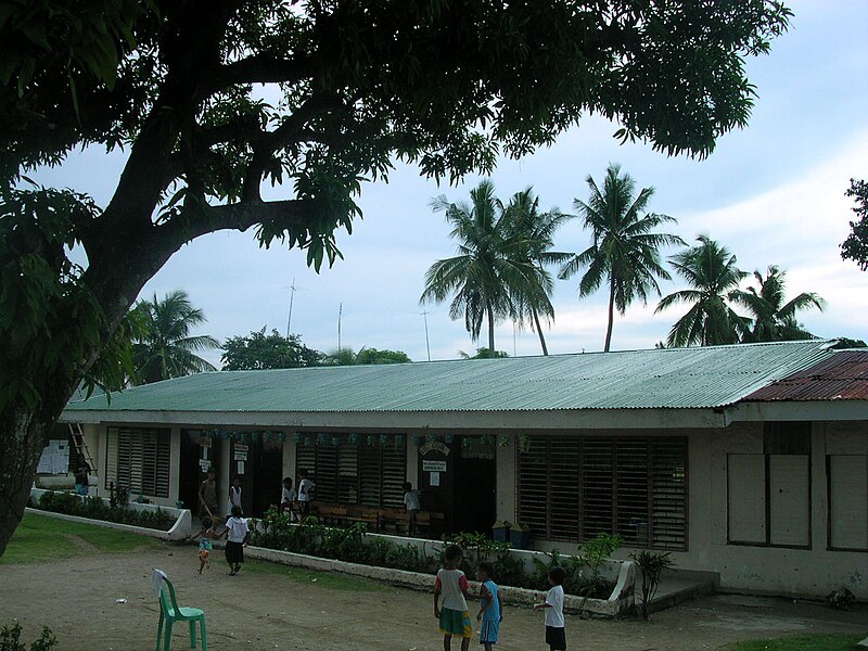 File:RP-US school building of Binahian Elementary School.jpg