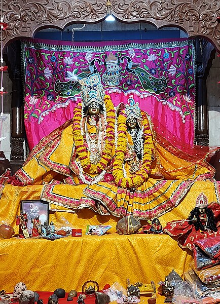 Image: Radha Krishna Bhandirvan (cropped)