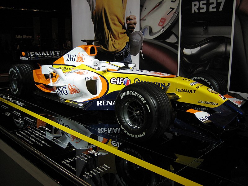 File:Renault F1 R27.JPG