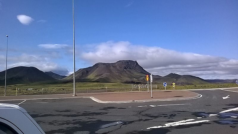 File:Reykjanes July 2014 01-04.jpg