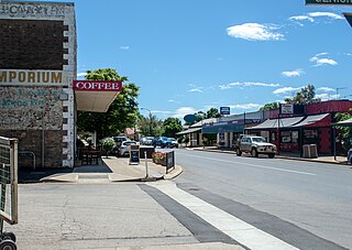 <span class="mw-page-title-main">Riverton, South Australia</span> Town in South Australia