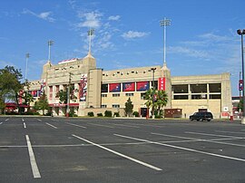 Robertson Stadium.jpg