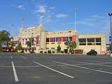 Robertson Stadium.jpg