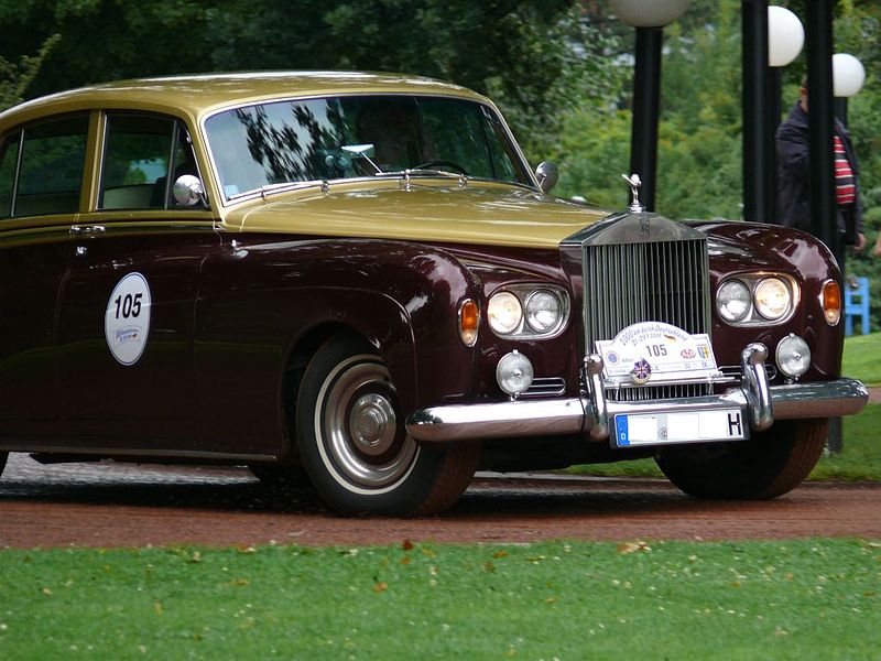 File:Rolls Royce Silver Cloud III vrd.jpg