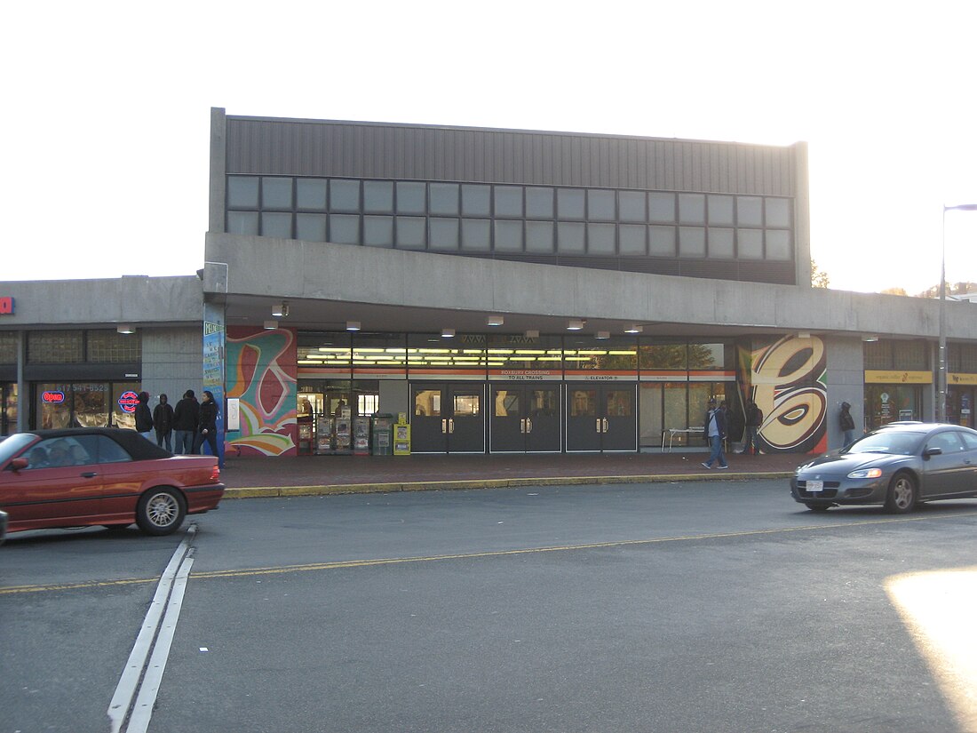 Roxbury Crossing (Metro de Boston)