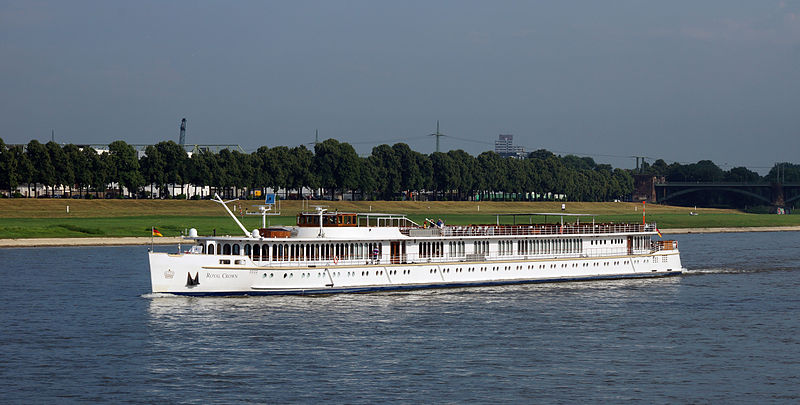 File:Royal Crown (ship, 1996) 008.JPG