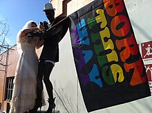 Riff Raff Statue dressed up at a same-sex marriage rally Same-sex marriage rally in Hamilton, New Zealand.JPG