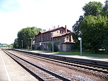 zwei der drei Gleise des Bahnhofs Sandersleben