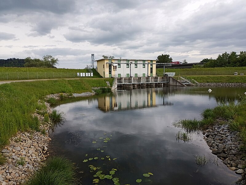 File:Schöpfwerk Fischerdorf am Saubach.jpg