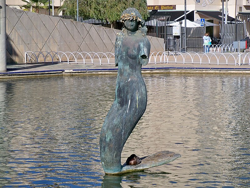 File:Sirena Ensimismada 01.jpg