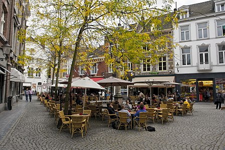 StAmorsplein05