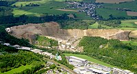 English: Quarry near Grevenbrück, Germany Deutsch: Luftaufnahme des Steinbruchs bei Grevenbrück