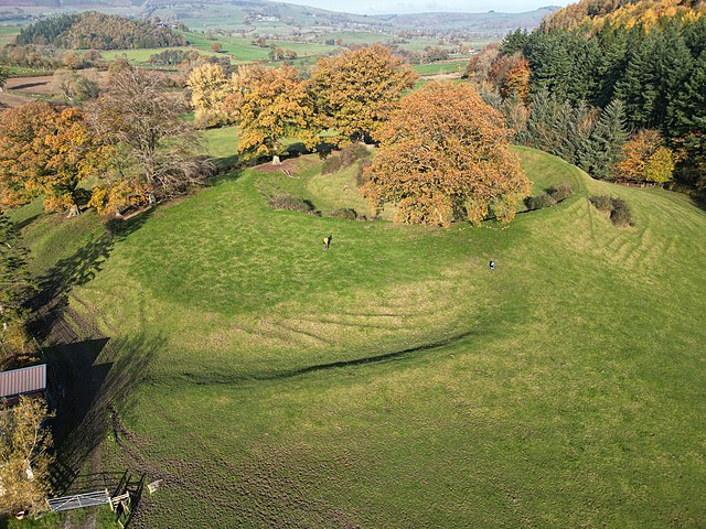 The site of Owain Glyndŵr's court at Sycharth, Powys. Only a large mound now remains after the building was burnt down by the future King Henry V in 1