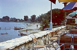 A Szelidi-tó, a Tó vendéglő teraszáról, archív fényképen
