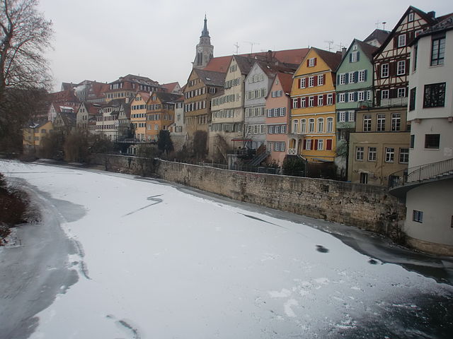 640px-Tübingen_in_winter.JPG (640×480)