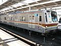 「監獄電車」の例:東京メトロ7000系電車