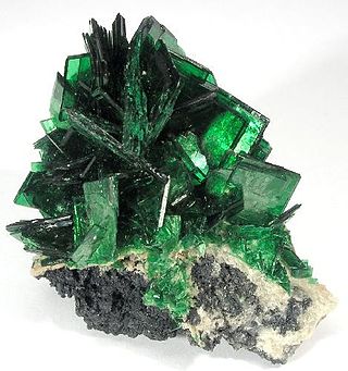 <span class="mw-page-title-main">Torbernite</span> Copper uranyl phosphate mineral