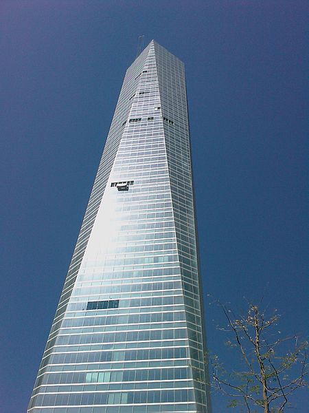 File:Torre Cristal - panoramio.jpg