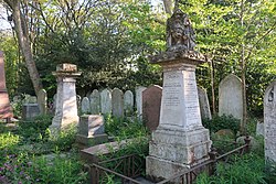 Tower Hamlets Cemetery 2020 (2).jpg