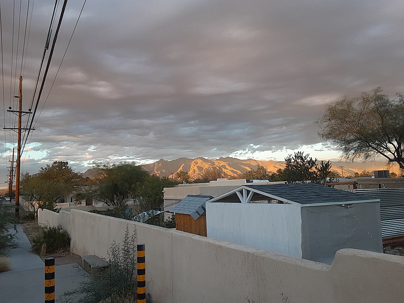 File:Tucson's Jefferson Park Historic District at sunset.jpg