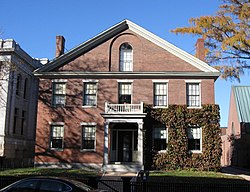 Upham-Walker House.jpg