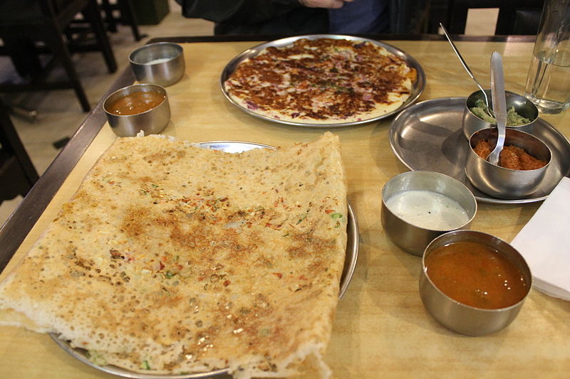 File:Uttarpams, and a crispy dosa.jpg