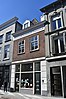 Winkel-woonhuis in Neoclassicisme stijl