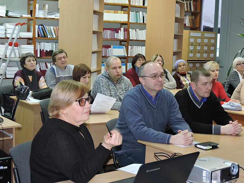 Dosya:WEP Ukraine Presentation for Kharkiv Teachers 2018-12-12 by Kharkivian 10.jpg