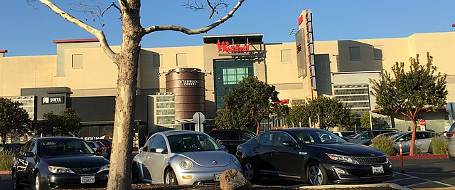 Westfield Oakridge Mall San Jose in San Jose, California - Kid