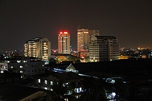 Yangon at night.jpg