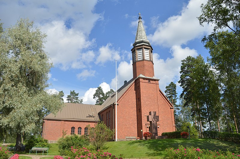 File:Ylämaa Church, July 2016.jpg