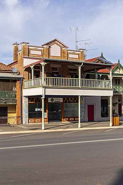 File:114 Sheridan Street, Gundagai (1).jpg