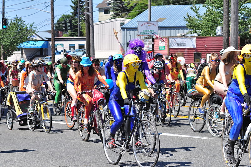 File:2015 Fremont Solstice cyclists 263.jpg