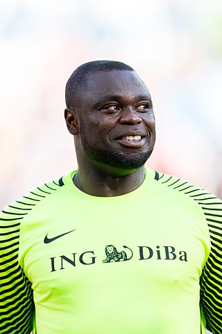 Fortune Salaire Mensuel de Gerald Asamoah Combien gagne t il d argent ? 1 000,00 euros mensuels