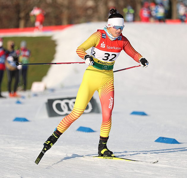 File:2020-12-19 Women's Prolog at FIS Cross-Country World Cup 2020-21 in Dresden by Sandro Halank–345.jpg