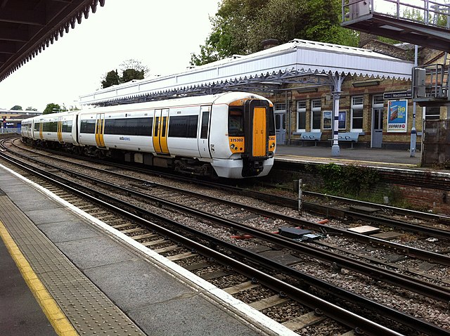 Maidstone West railway station