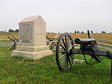 5 Massachusetts Baterai Monumen di Gettysburg.jpg