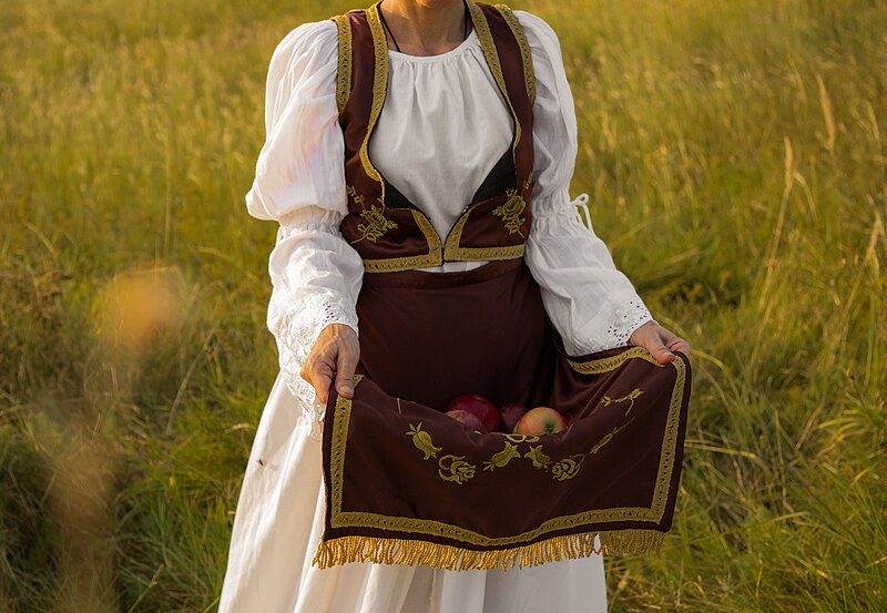 File:A Harvest of Tradition (Jovan Vasiljević Photography).jpg