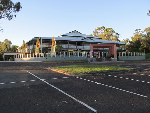 Alexandra Hills hotel, 2013