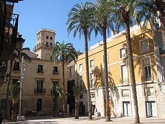 Place Santísima Faz dans la vieille ville.
