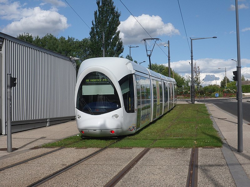 File:Alstom Citadis 302 - Tramway de Lyon - Ligne T2 - Saint-Priest Bel Air.JPG