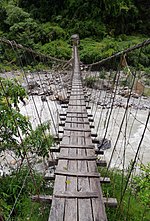 Miniatuur voor Bestand:Annapurna Sanctuary trek new bridge.jpg