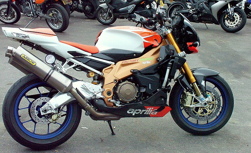 File:Aprilia Tuono 1000R Factory.jpg