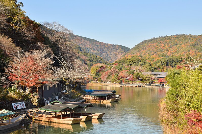 File:Arashiyama park (51472932338).jpg