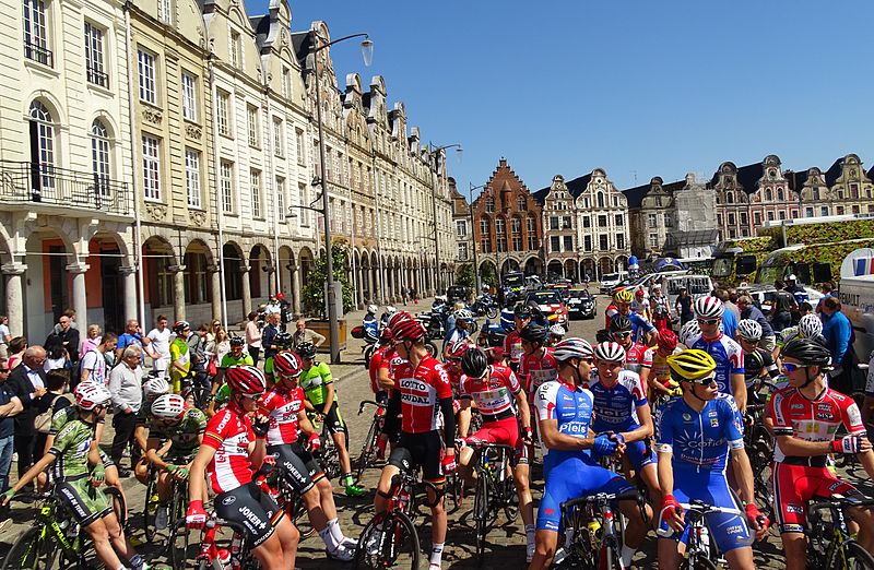 File:Arras - Paris-Arras Tour, étape 3, 24 mai 2015 (B14).JPG