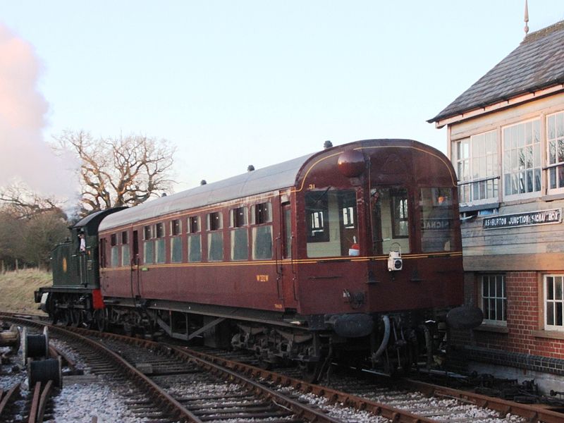 File:Ashburton Junction - 5542 propelling auto trailer W232W.JPG