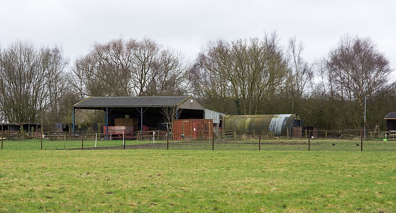 File:Barns near to Barlow - geograph.org.uk - 5302502.jpg