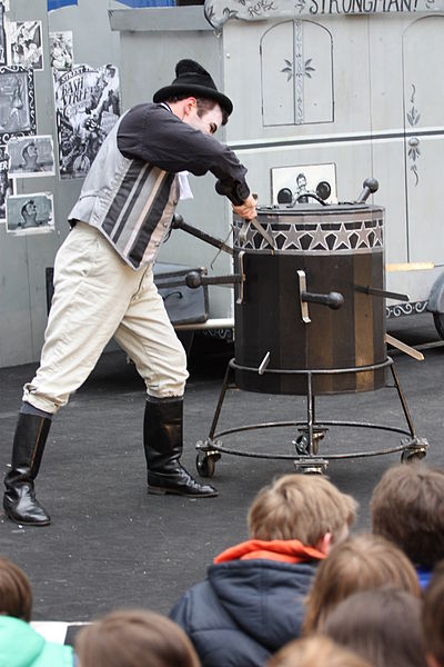 File:Bash Street Theatre, Belfast, May 2013 (15).JPG